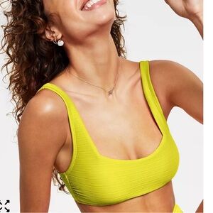 Women’s 2-Piece Salt + Cove Bright Yellow Ribbed Swimsuit. Size M